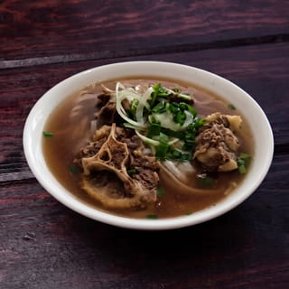 Pho Duoi Bo (Beef Oxtail) M